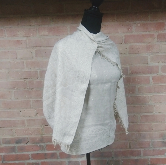 Nordstrom | Amazing Sparkle Wrap Scarf - Picture 8 of 8